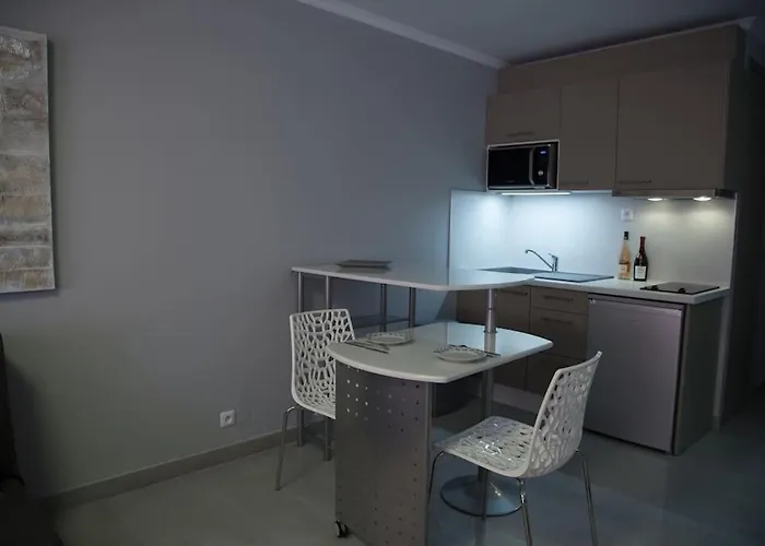 Apartment Stylish In Only 50 Meters From !