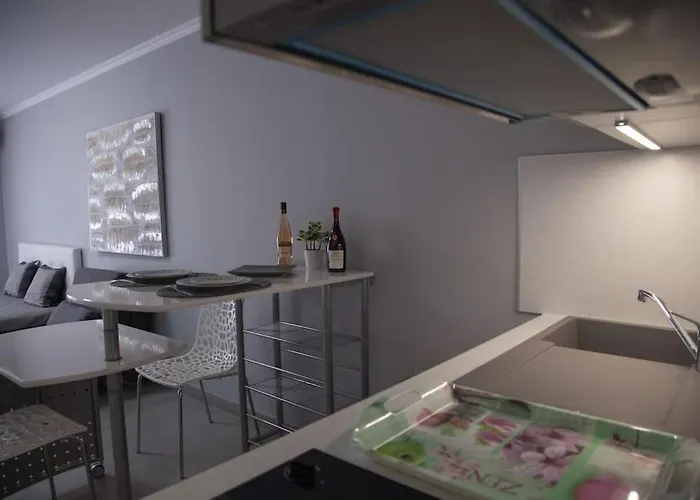 Stylish In Only 50 Meters From ! Apartment